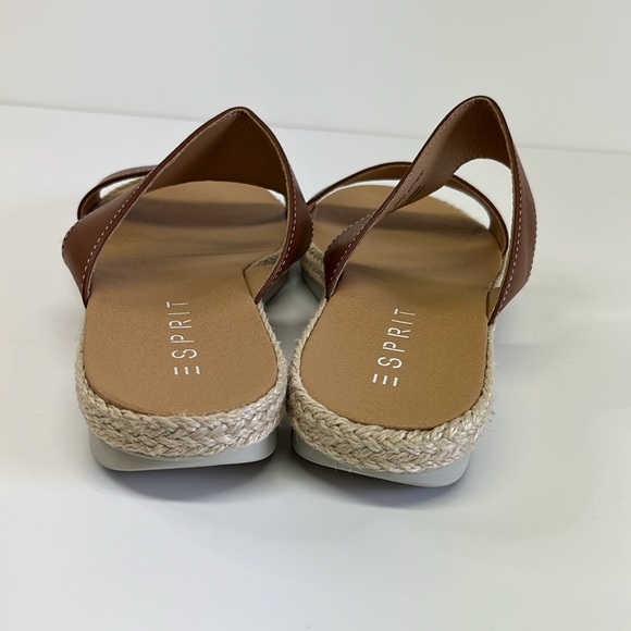 ESPRIT - Picture 5 of 9